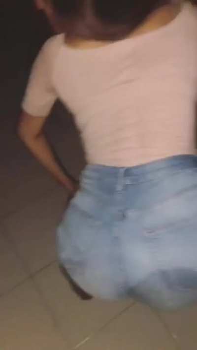 C&oacute;mo lo mueve