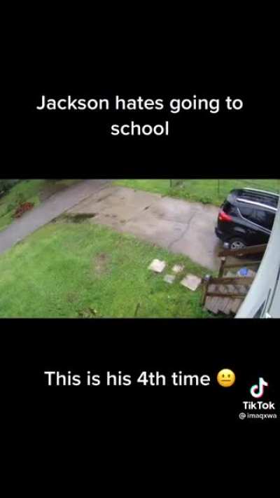 Kid slashes his mom&rsquo;s tires to avoid going to school