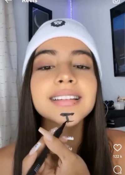 Aw~