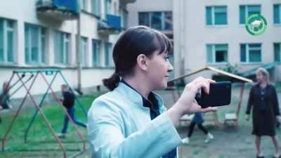 W związku z dzisiejszymi deklaracjami kandydat&oacute;w na urząd Prezydenta RP odnośnie zakazu adopcji dzieci przez pary jednopłciowe, przedstawiam spot telewizyjny Federacji Rosyjskiej.