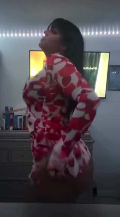 🍑🍑