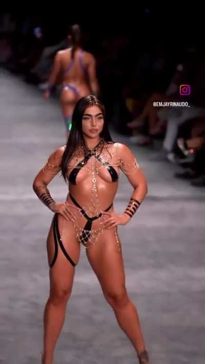 Em