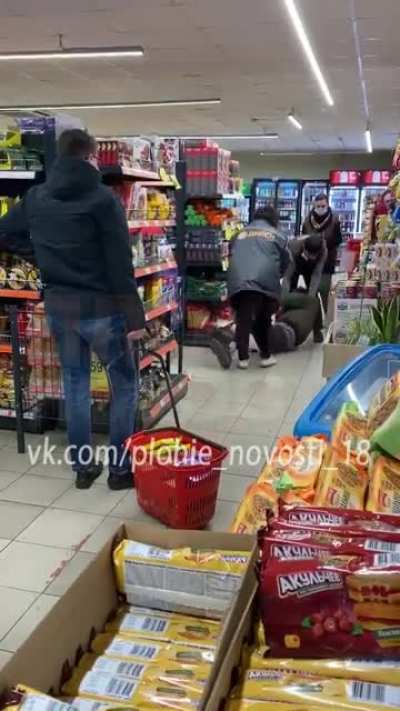 Попался, который кусался