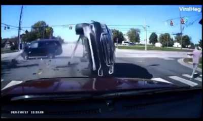 Can someone get 2 red light tickets for the same incident?