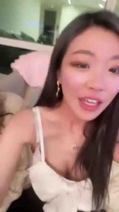 Jaime looking SEXY
