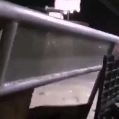 Kolombiya'dan g&ouml;r&uuml;nt&uuml;ler 2 solcu gruplar silahla karşılık vermeye başladı