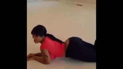 Deelishis Cracking Up