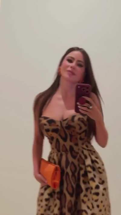 Sof&iacute;a ready for An Unforgettable Evening at Beverly Wilshire - IG March 2026