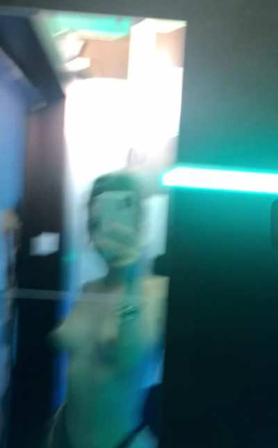 React if you&rsquo;d fuck me raw