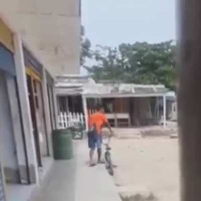 El nuevo rompe culos 3000