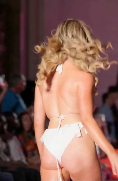 Leah Postol - Krissy King, Miami Swim Week 2023 (2 speeds)