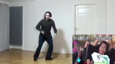 Can we just appreciate Lil Bored's moves? (he should post this on his clips channel)