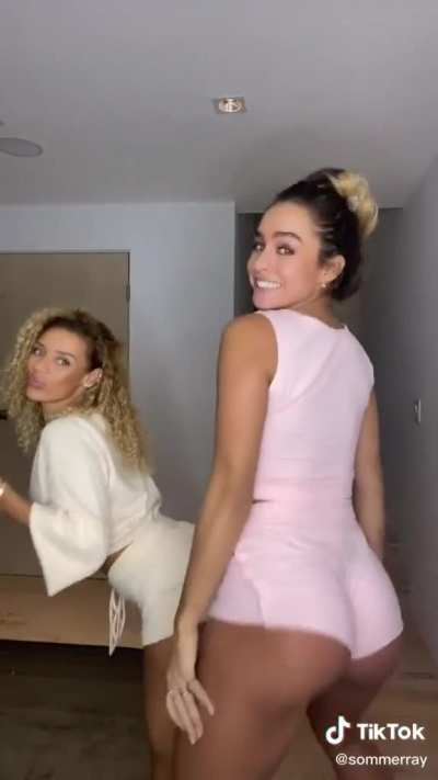 Slow mo ass