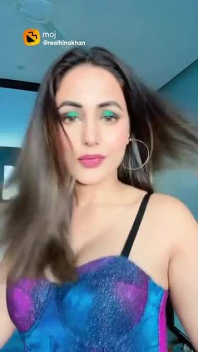 Hina khan