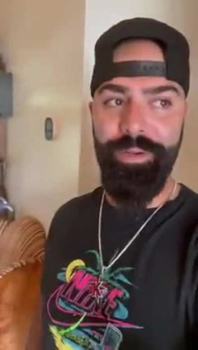 Keemstars 20 year old girlfriend broke up woth him. I’m dying laughing the way hes trying to pretend hes not hurt 😂