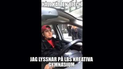 L&aring;t honom lyssna&amp;gt;:(