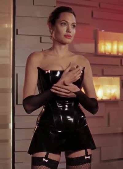 Angelina Jolie