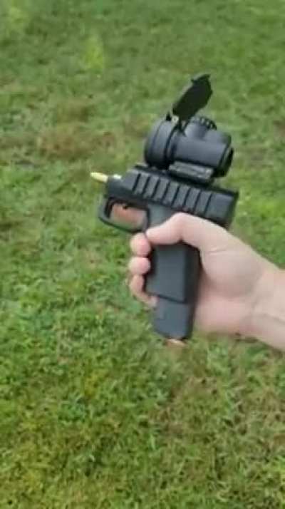A weapon to surpass Metal Gear