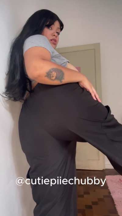 Farting for you cum