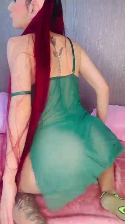Cosplay twerk