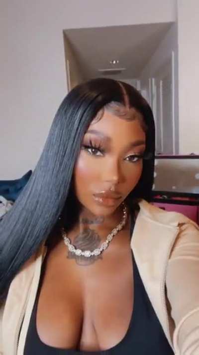 Im so late here but i&rsquo;m glad i found this sub. She bad