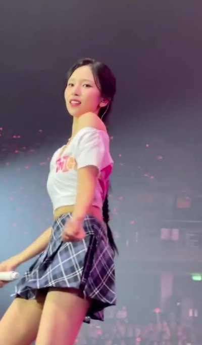 230924 Mina