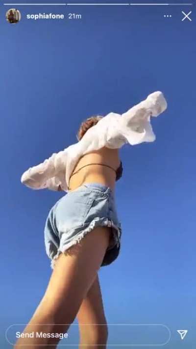 👙👙👙