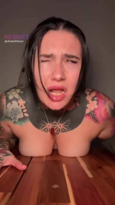 I'll be picking a new Fan to fuck this weekend 💦 - Subscribe to my Onlyfans or Fansly and message me here your username and location for more details 