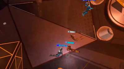 Take note: Never play echo VR without guardian or you will destroy your house! 🤣🤦&zwj;♂️