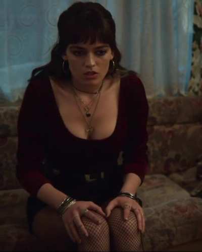 Emma Mackey