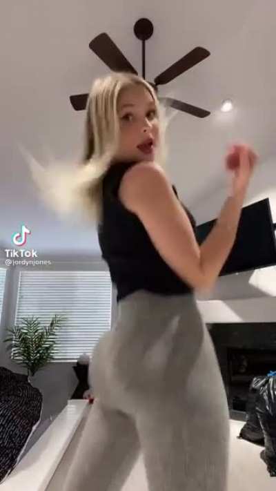 🍑🍑