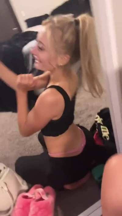 Whaletail blonde