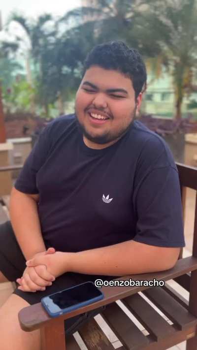 Esse mlk &eacute; mt bom kkkkkkkk