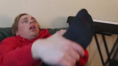 He do be cracki- AAAAAAAAAAAAAAAAAAAAAAAAAAAAAH