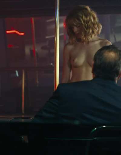 Emma Laird - Stripper plot in &lsquo;Mayor Of Kingstown&rsquo;