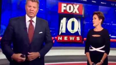 Arizona governor candidate Kari Lake caught on hot mike calling 20 year olds "dopes"