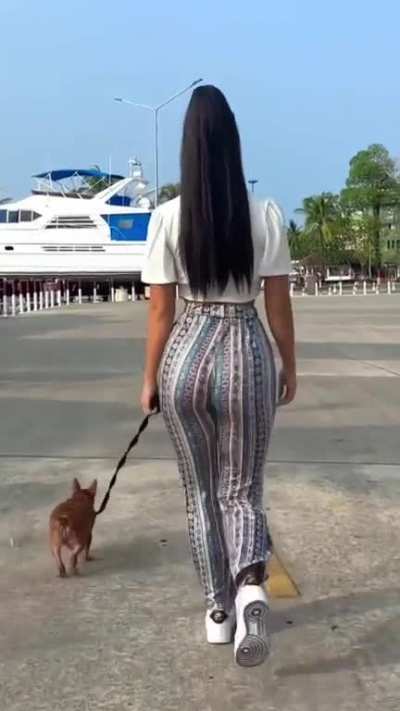 Amazing jiggly