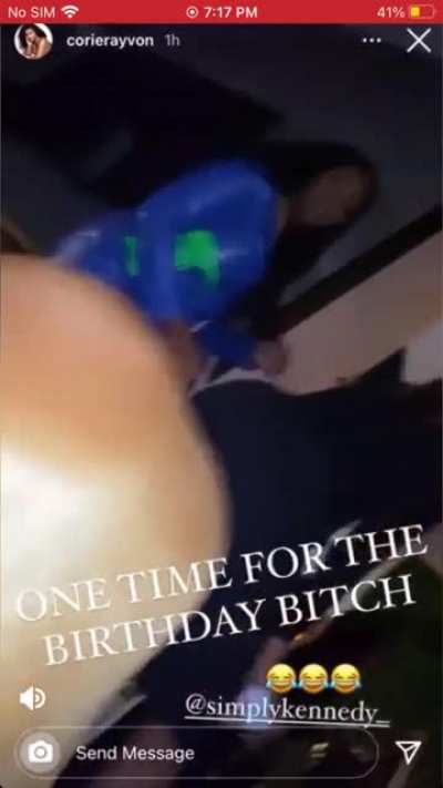 Kennedy Cymone Twerks In Her Dress And Her Ass Comes Out 😍🤤😩🍑