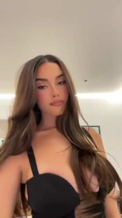 Madison Beer 