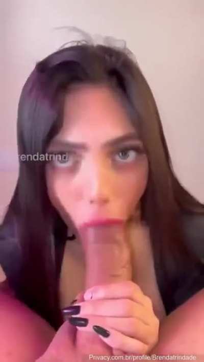 @bren<wbr>datri<wbr>ndade<wbr>e