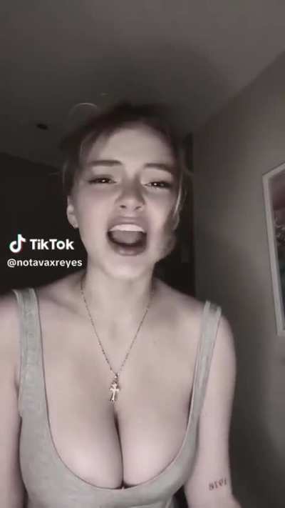 @Notavaxreyes