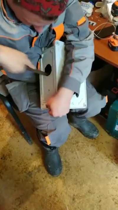 Когда нужно, но нечем, и есть дохуа свободного времени. (ОС) "Байки со стройки" Не обещаю цикл, но иногда бредом порадую.