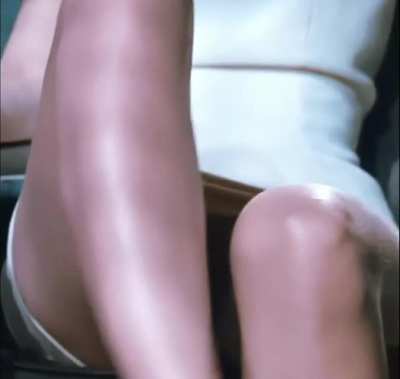 Sharon Stone - Legendary pussy plot in 'Basic Instinct'