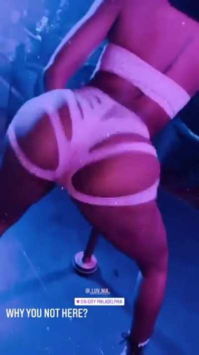 🤤