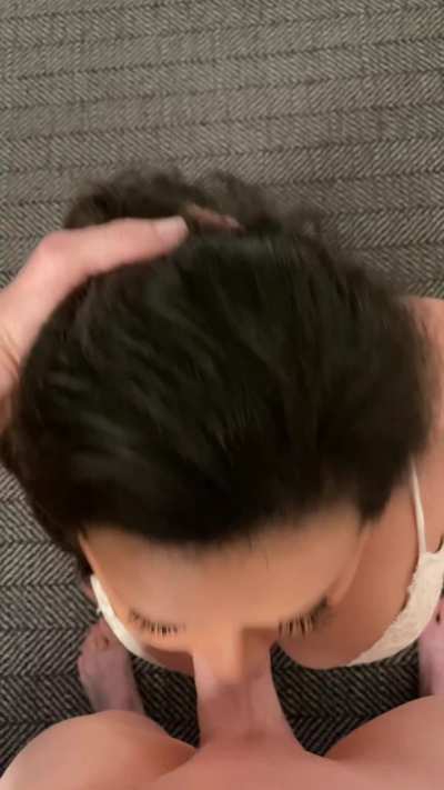 My BF and I went on vacation to SoCal, but instead of having a romantic time between the two of us, I decided that I needed a bigger cock. This Redditor volunteered his massive cock and he owned my holes that weekend 🤤