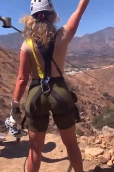 Nikkita Lyons 🍑