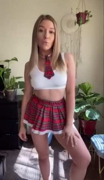 New here 🙋&zwj;♀️ must be too hot for Tik Tok cause I&rsquo;ve been banned 3x. Maybe my goods will be more appreciated here.