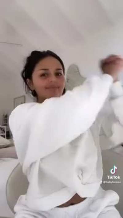 smack! 😈 (reveal)