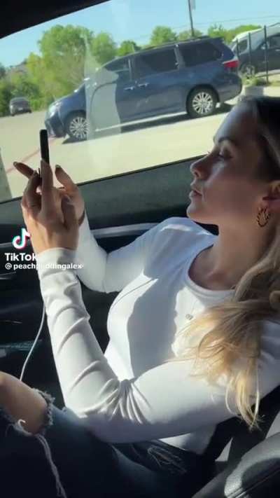 If you're using an alt to view and follow feet tik tokers, DO NOT OPEN TIK TOK LINKS THAT YOUR FRIENDS SENT YOU.