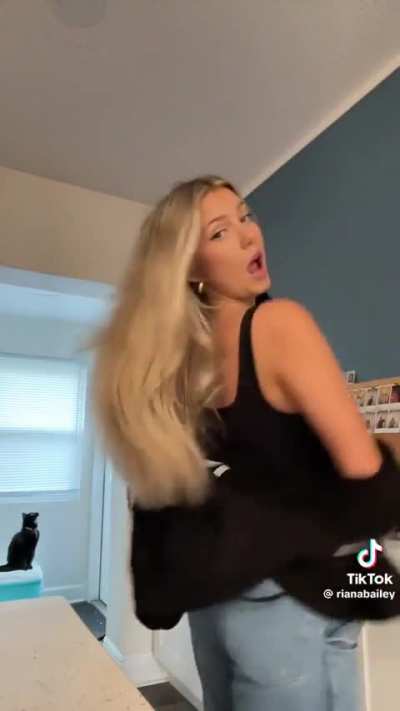 @rianabailey